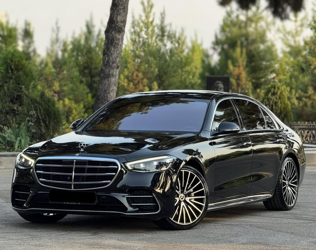 QuickRide Africa executive fleet &mdash; Mercedes-Benz S-Class